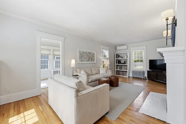 $549,900 | 102 Greenacre Avenue, Longmeadow, MA 01106