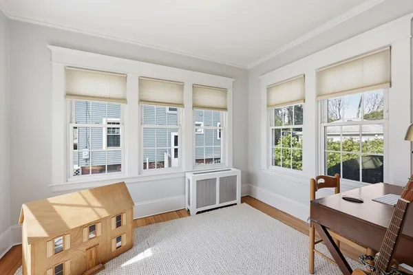 $549,900 | 102 Greenacre Avenue, Longmeadow, MA 01106