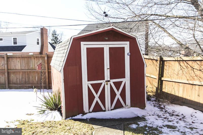 2815 Willoughby Road Baltimore, MD 21234 - Photo 13 of 25 Shed