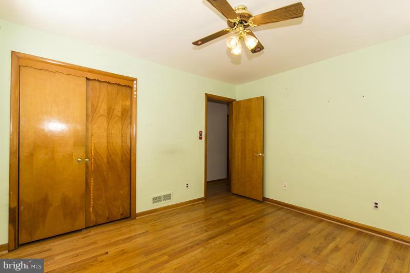 2815 Willoughby Road Baltimore, MD 21234 - Photo 20 of 25 Bedroom