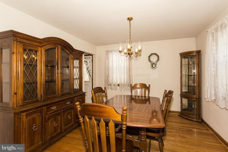 2815 Willoughby Road Baltimore, MD 21234 - Photo 3 of 25 Dining Room