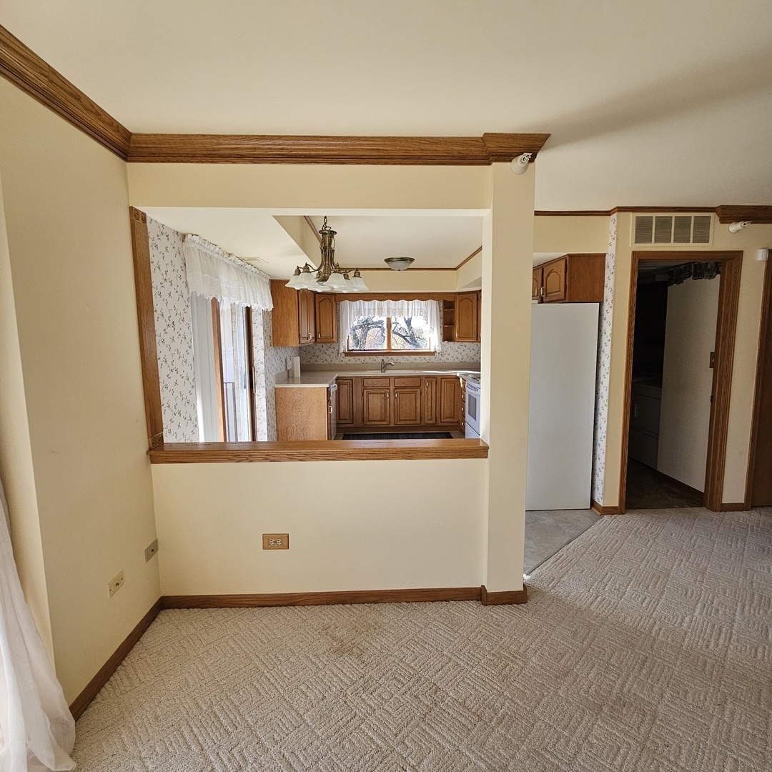 3620 186th Street, Unit 405 Lansing, IL 60438 - Photo 8 of 36