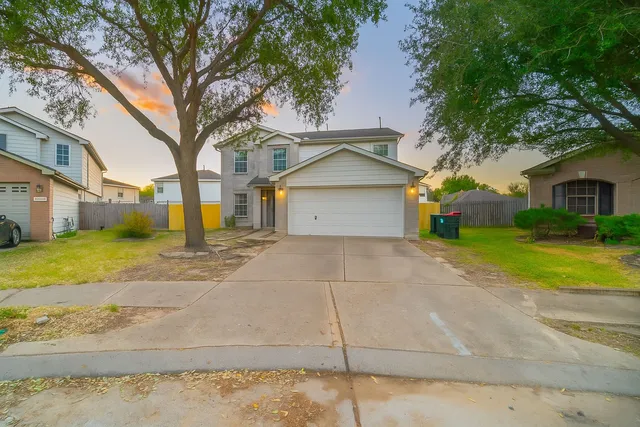 a house view with a outdoor space