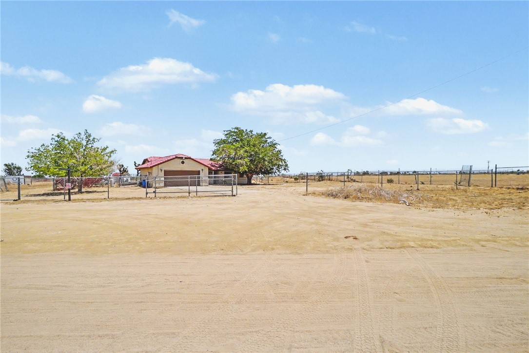 13451 Sonora Road Phelan, CA 92371 - Photo 28 of 35
