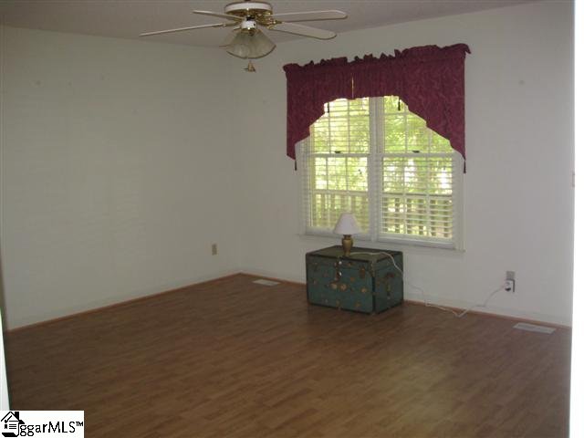 2015 Old Pendleton Road Easley, SC 29642 - Photo 8 of 25 Gallery Image 8