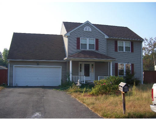 3 Katie Way Springfield, MA 01128 - Photo 2 of 15