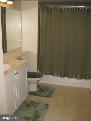 $2,500 | 851 North Glebe Road, Unit 1606, Arlington, VA 22203