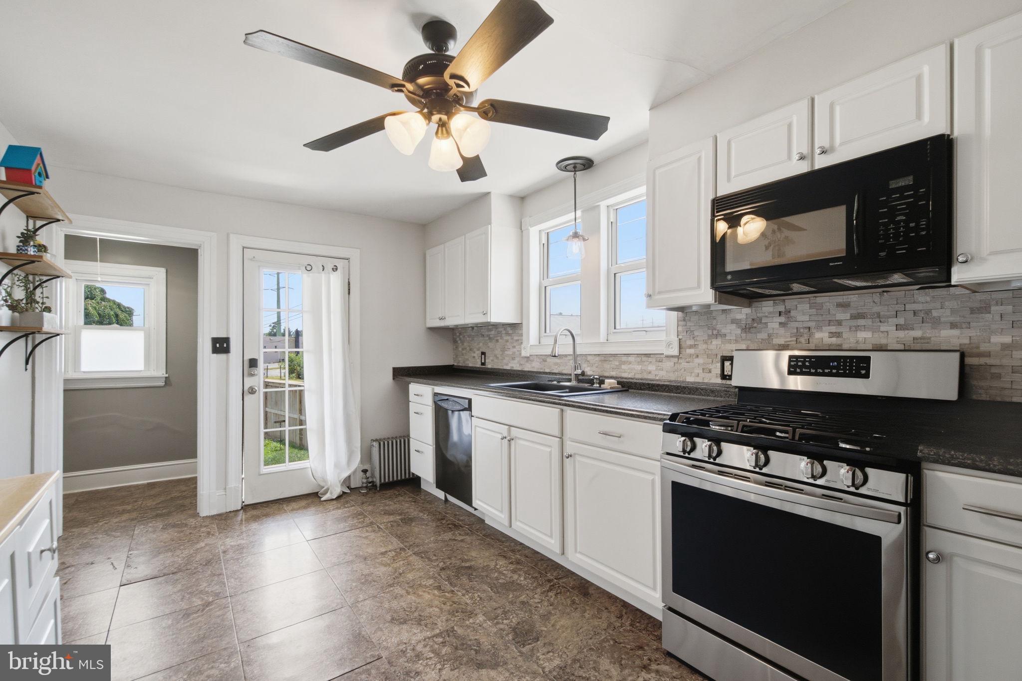 552 East Church Street Frederick, MD 21701 - Photo 4 of 21