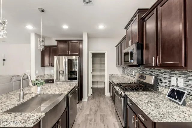 $739,500 | 4268 East Palo Verde Street, Gilbert, AZ 85296