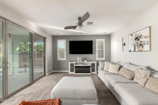 $739,500 | 4268 East Palo Verde Street, Gilbert, AZ 85296