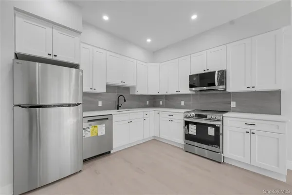 $2,850 | 10 Market Street, Unit B, Wappingers Falls, NY 12590