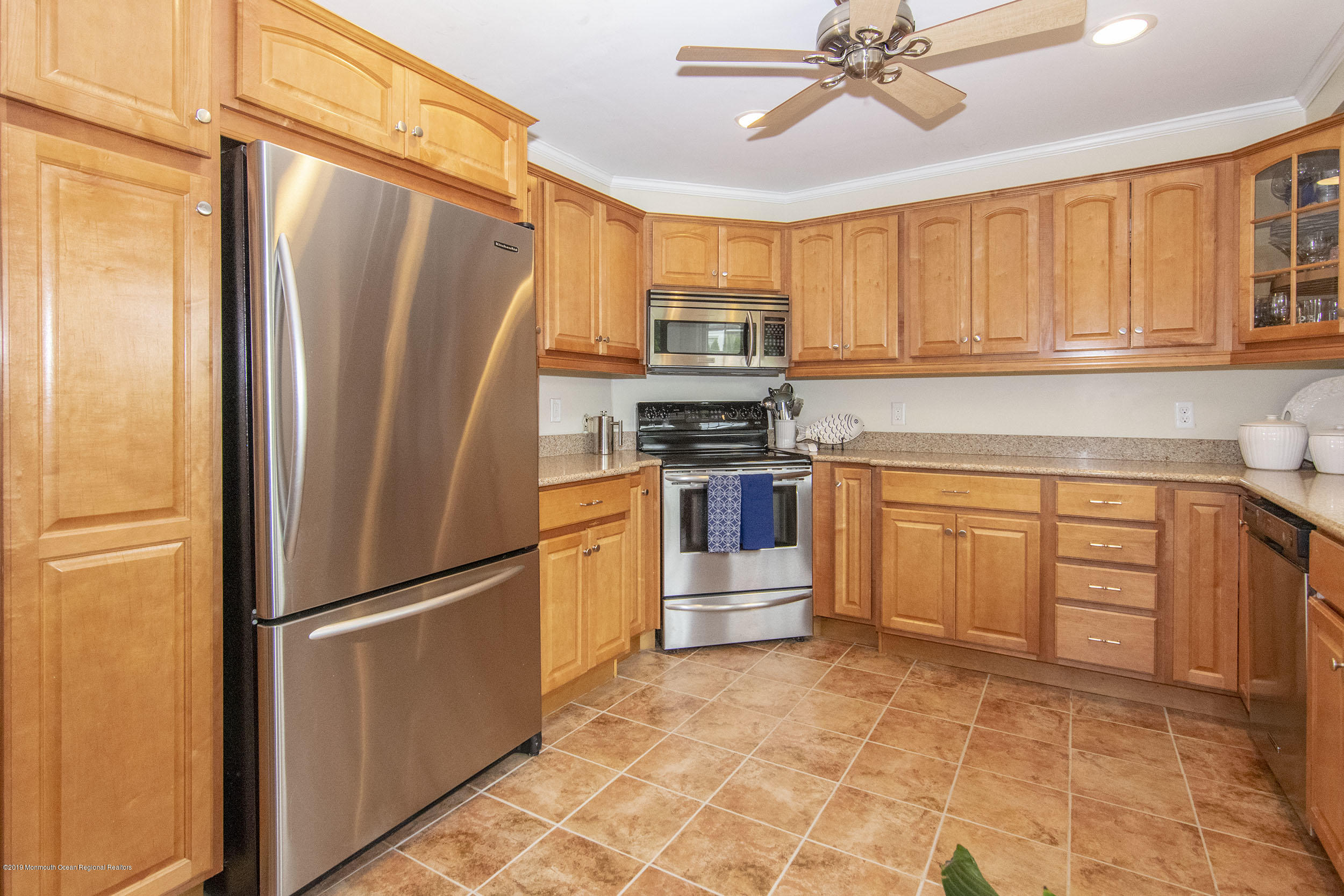 702 Schoolhouse Road Brielle, NJ 08730 - Photo 15 of 38 Kitchen 2