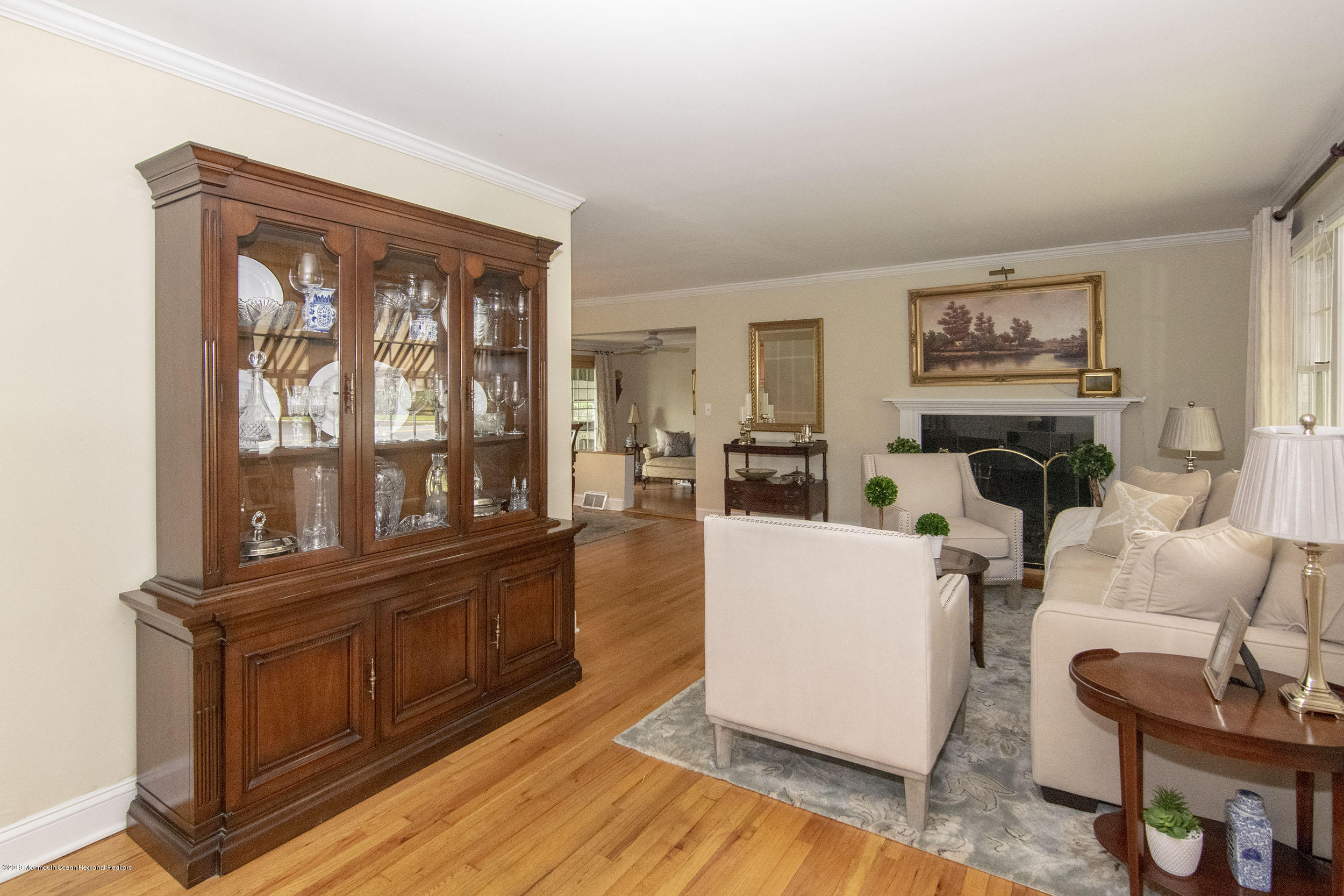 702 Schoolhouse Road Brielle, NJ 08730 - Photo 9 of 38 Living room