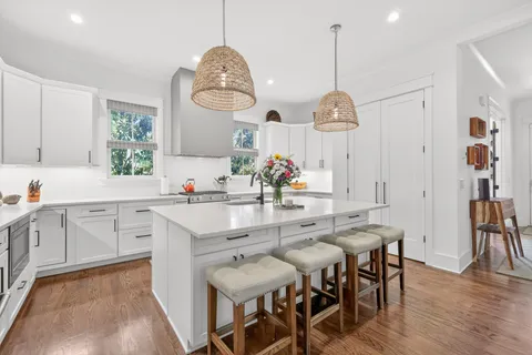 $1,399,900 | 3733 Granny White Pike, Nashville, TN 37215
