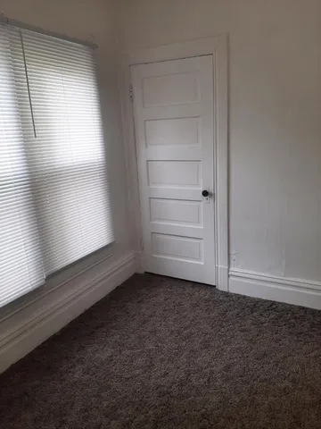 $119,000 | 109 East Chamberlin Street, Dixon, IL 61021