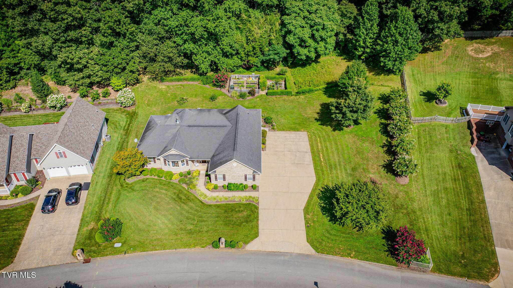 1414 Walnut Grove Road Jonesborough, TN 37659 - Photo 36 of 43 101