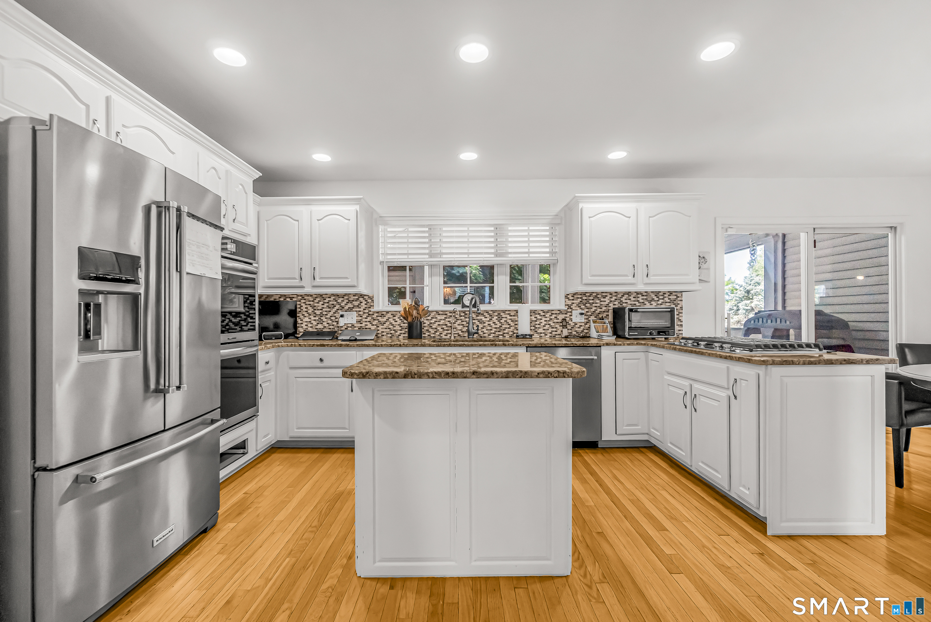 85 Old Colony Road, Unit 85 Monroe, CT 06468 - Photo 6 of 38