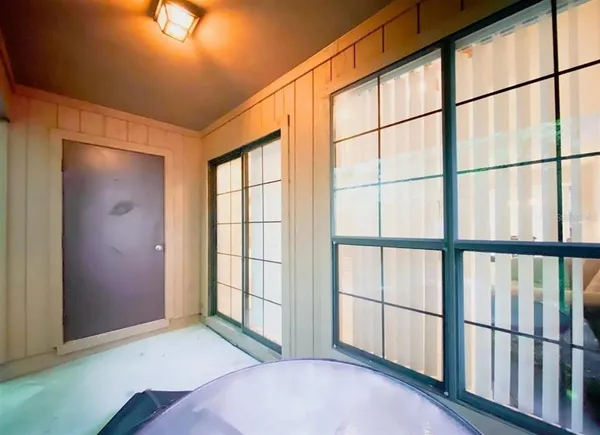$1,375 | 5855 Southwest 8th Place, Gainesville, FL 32607