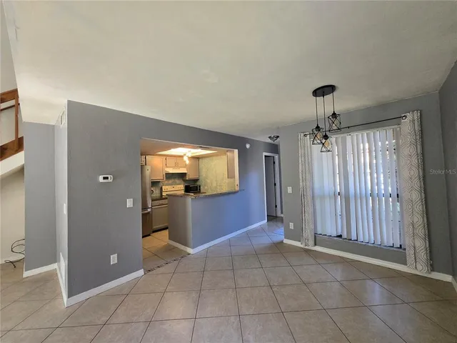 $1,450 | 5855 Southwest 8th Place, Gainesville, FL 32607