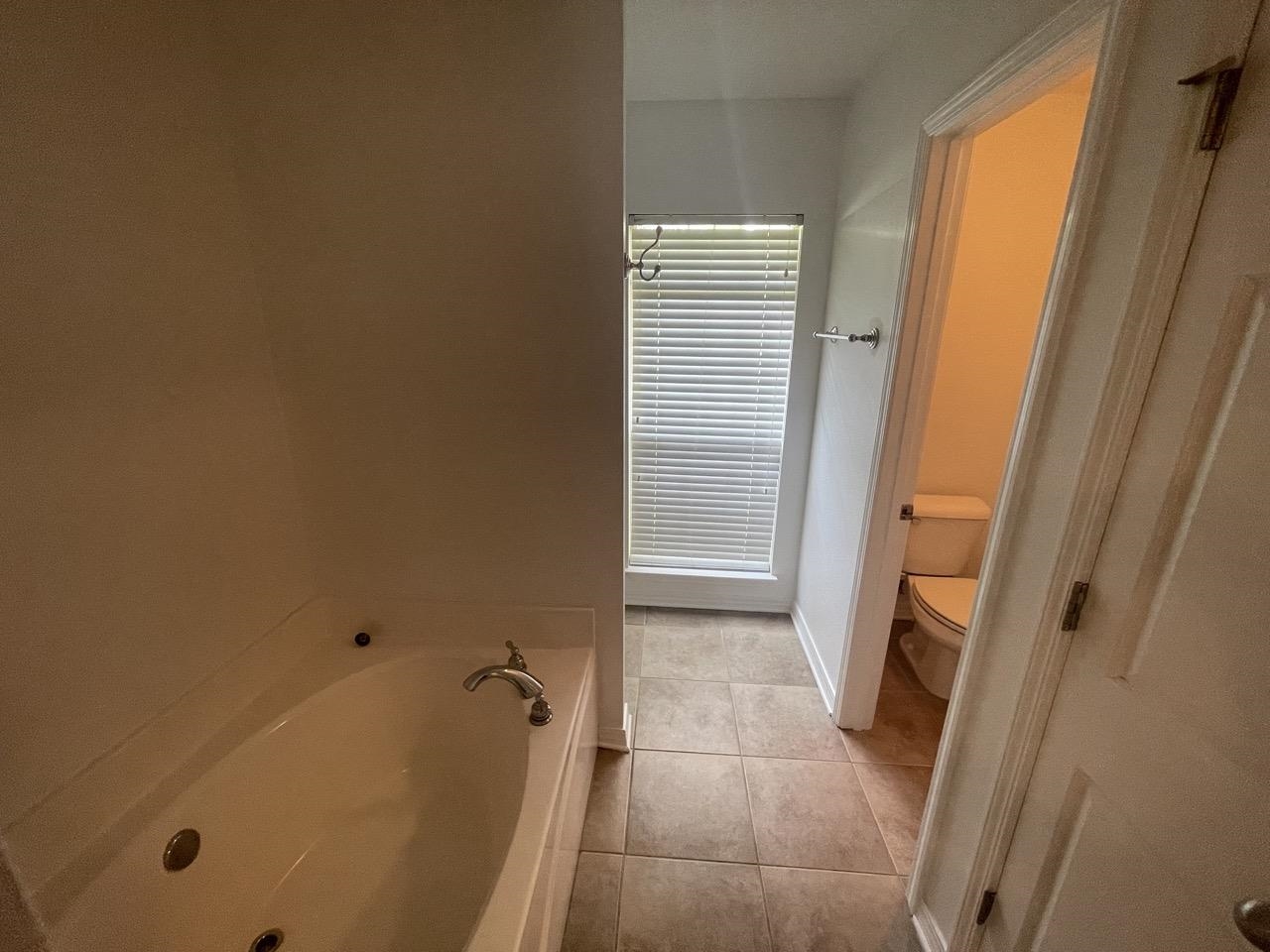 8235 Pecan Court Daphne, AL 36526 - Photo 13 of 23 Master Bathroom