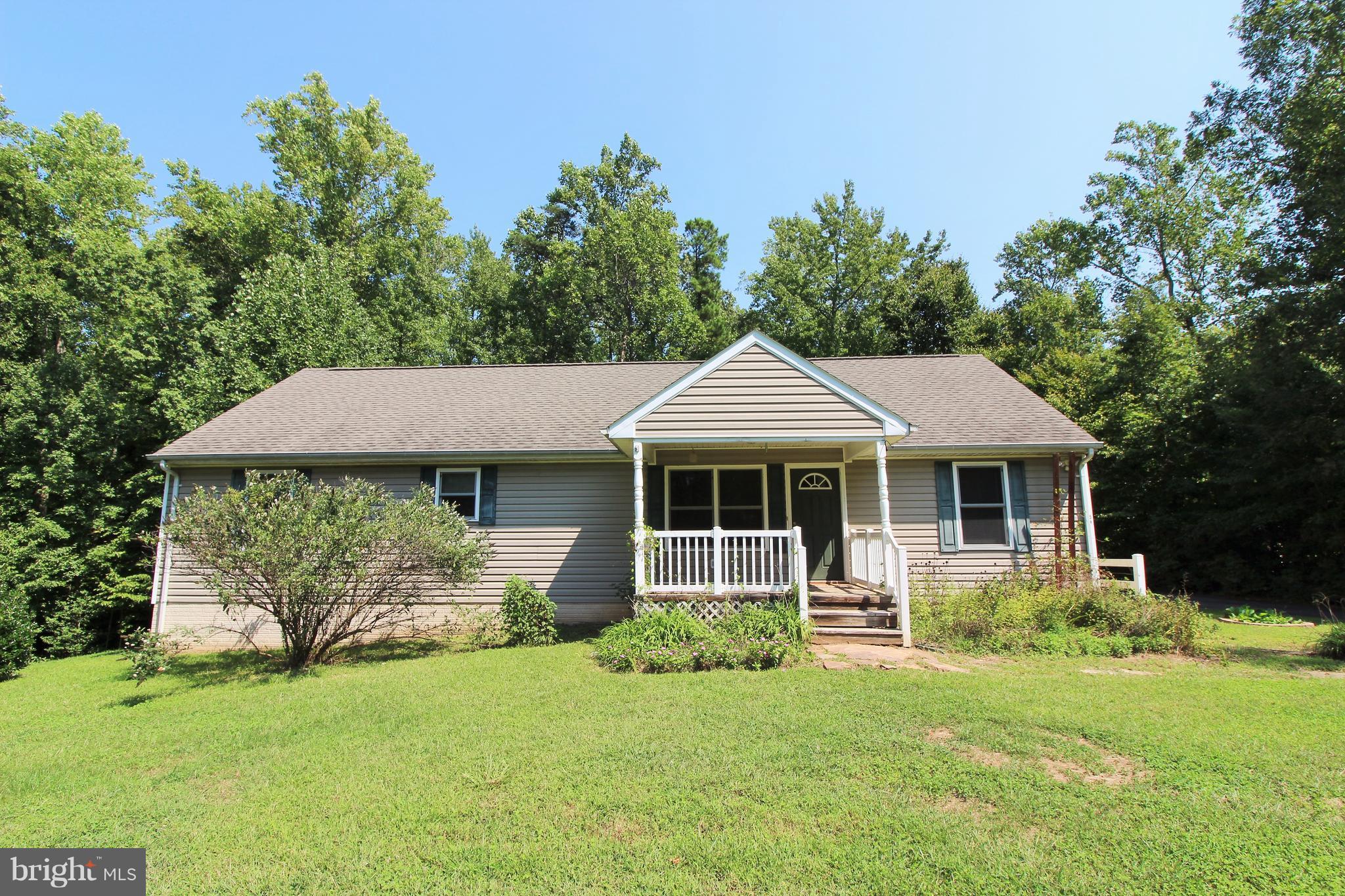 54 Robbie Road Bumpass, VA 23024 - Photo 4 of 30 Exterior (Front)