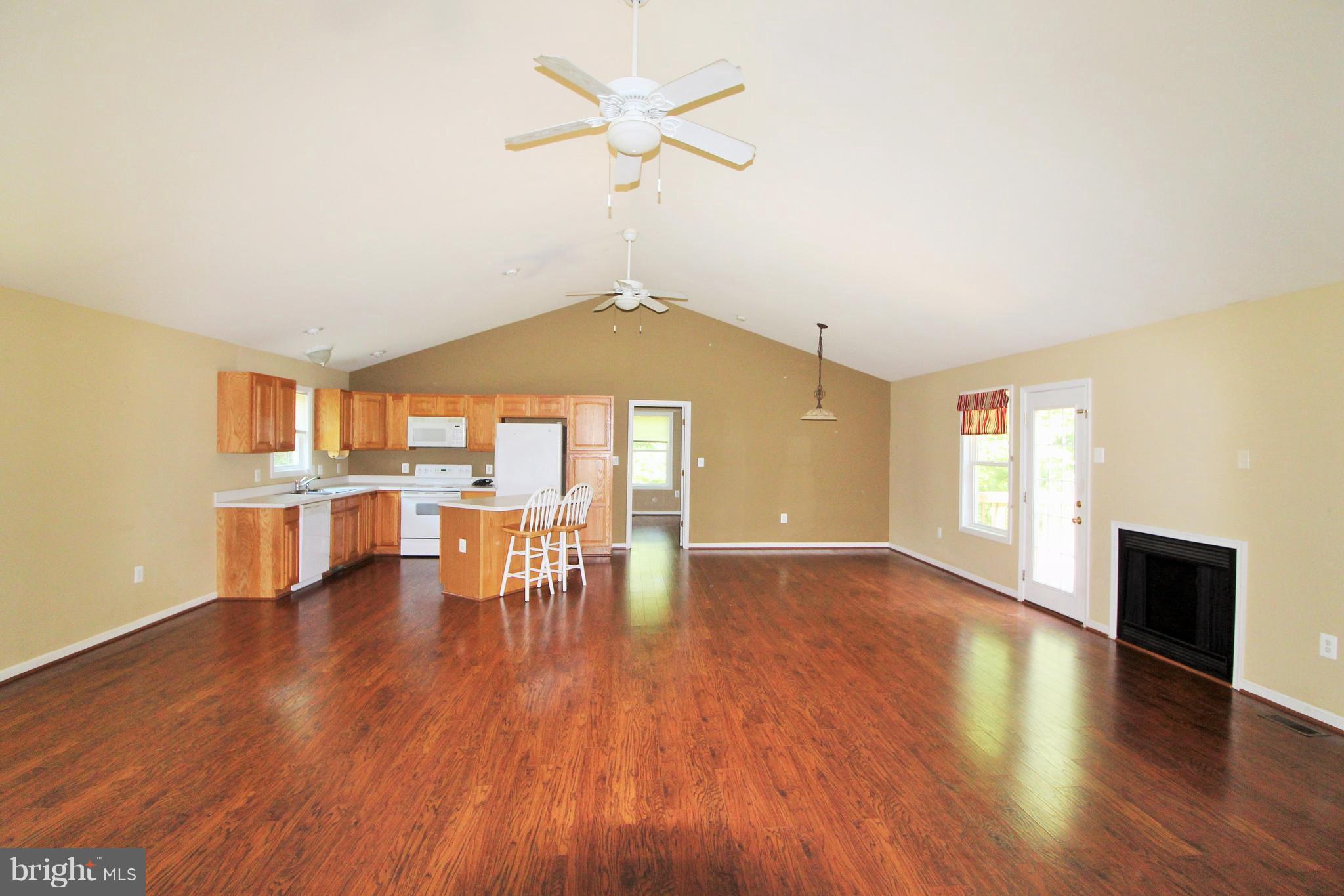 54 Robbie Road Bumpass, VA 23024 - Photo 8 of 30 Interior (General)