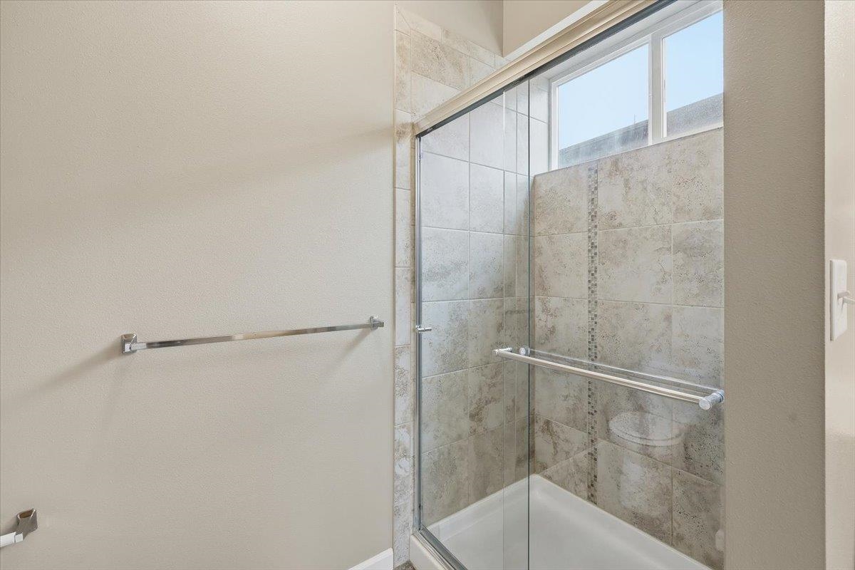 8404 North Summerhill Lane Spokane, WA 99208 - Photo 11 of 20