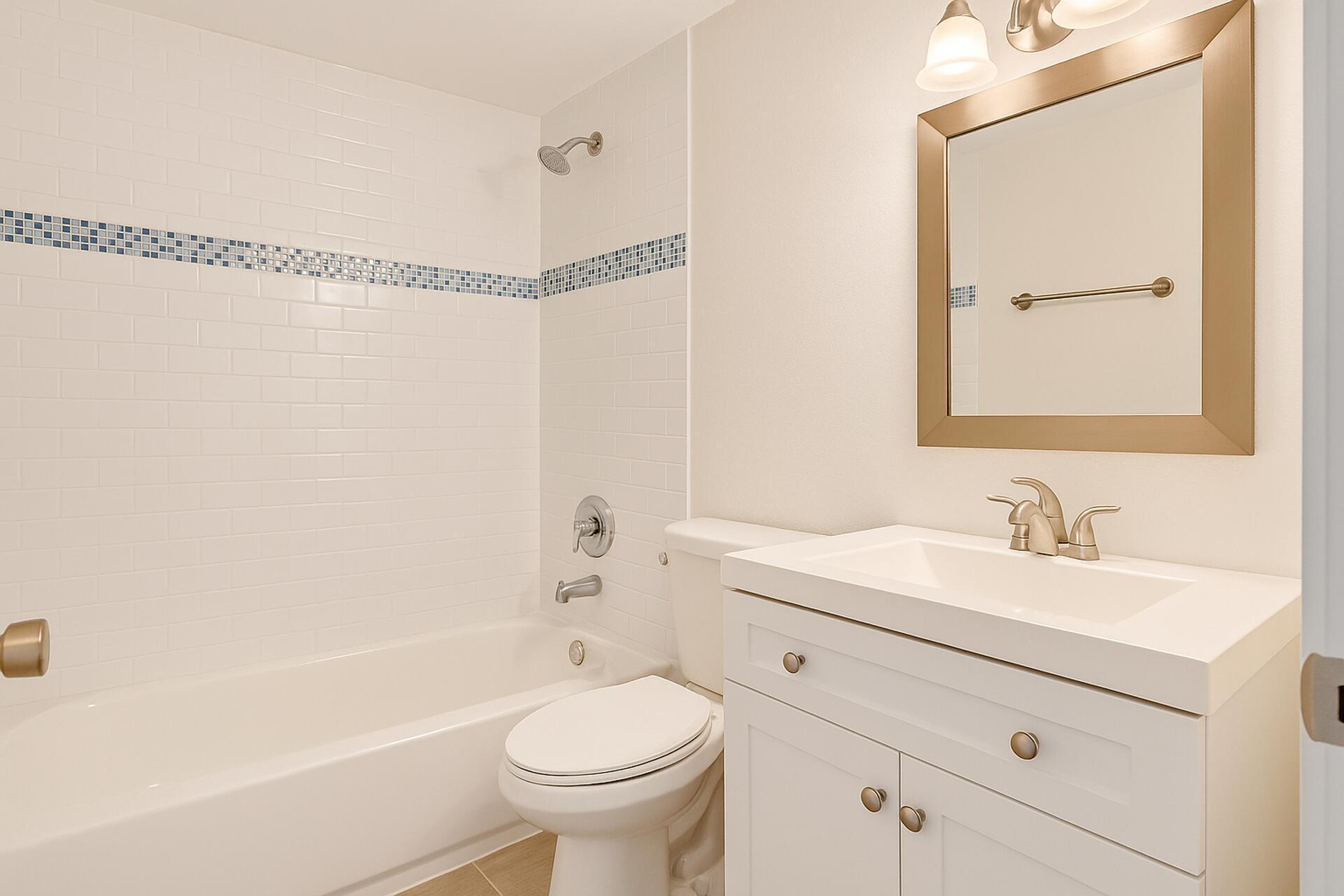 690 Kingsbridge Street, Unit 9 Boca Raton, FL 33487 - Photo 10 of 12 original (2)