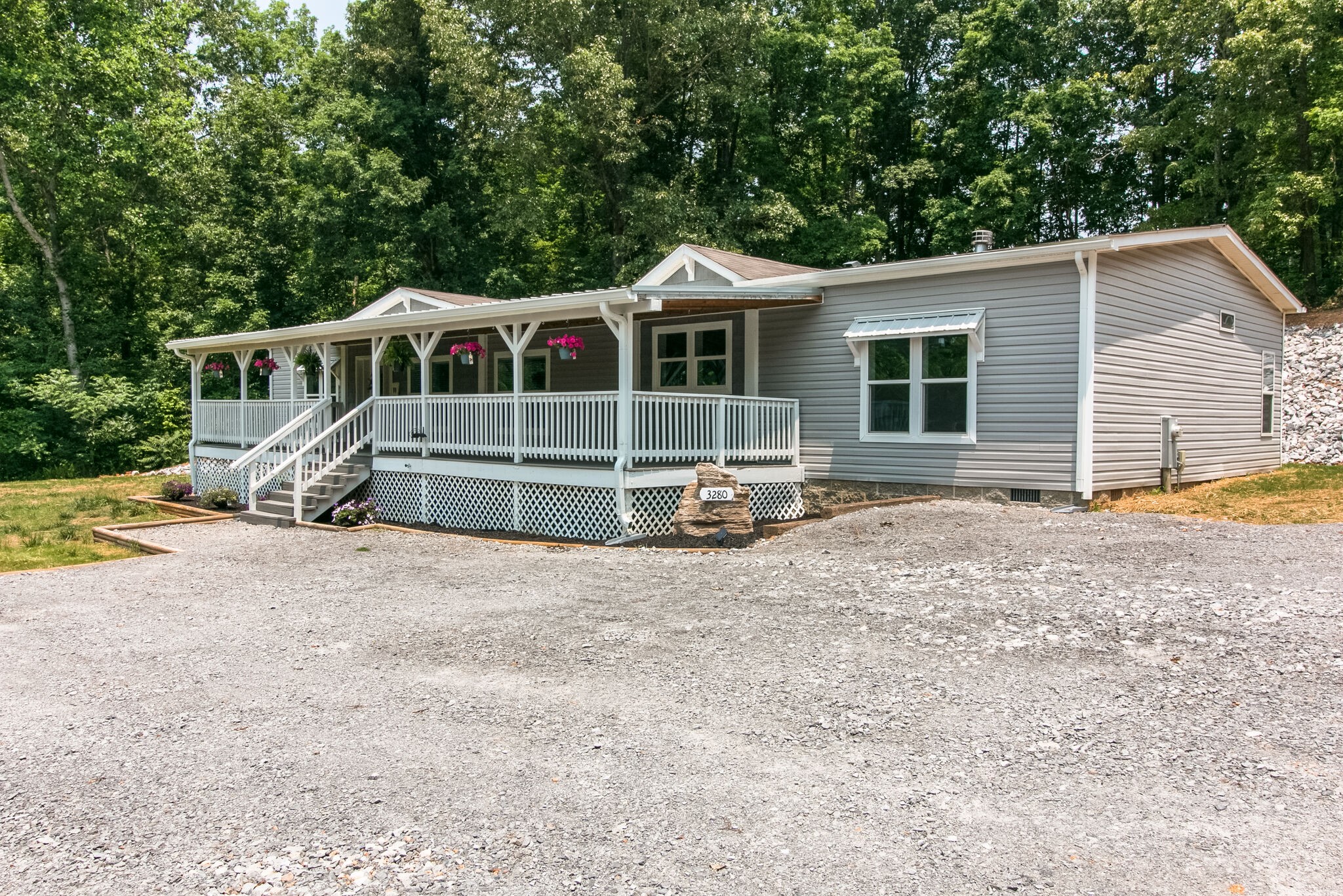 3280 Luther Ragan Road Palmyra, TN 37142 - Photo 3 of 34 Gallery Image 3