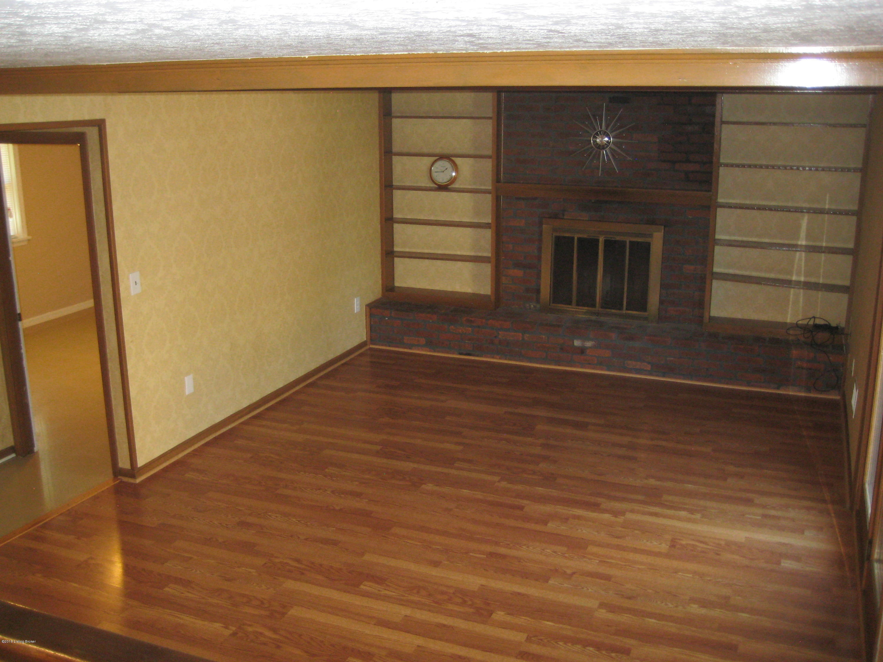 7113 Chippenham Road Louisville, KY 40222 - Photo 12 of 38 018