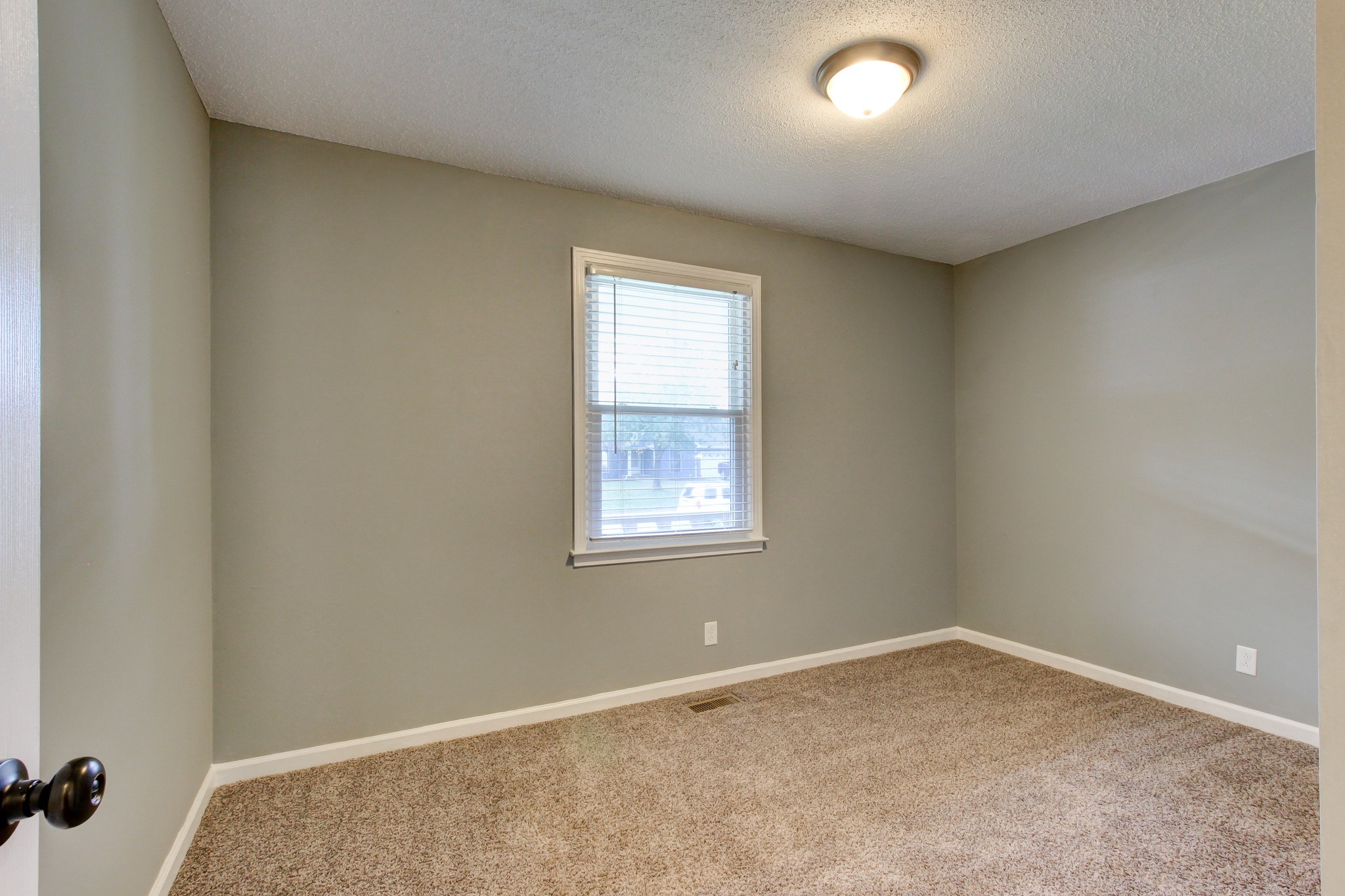323 Lancaster Road Clarksville, TN 37042 - Photo 15 of 27 Gallery Image 15