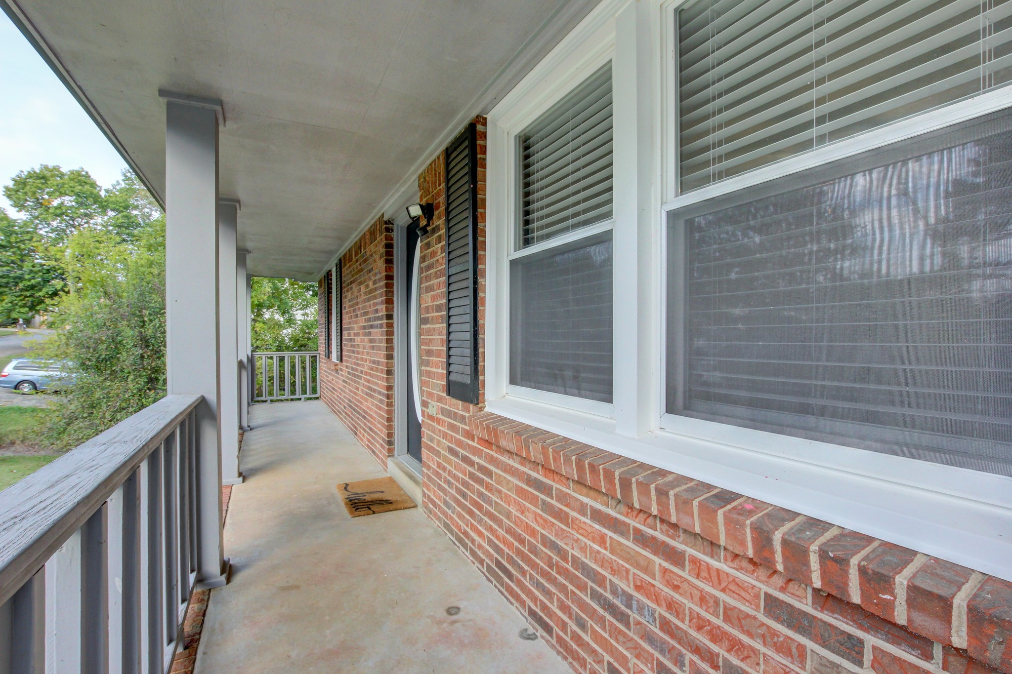 323 Lancaster Road Clarksville, TN 37042 - Photo 3 of 27 Gallery Image 3