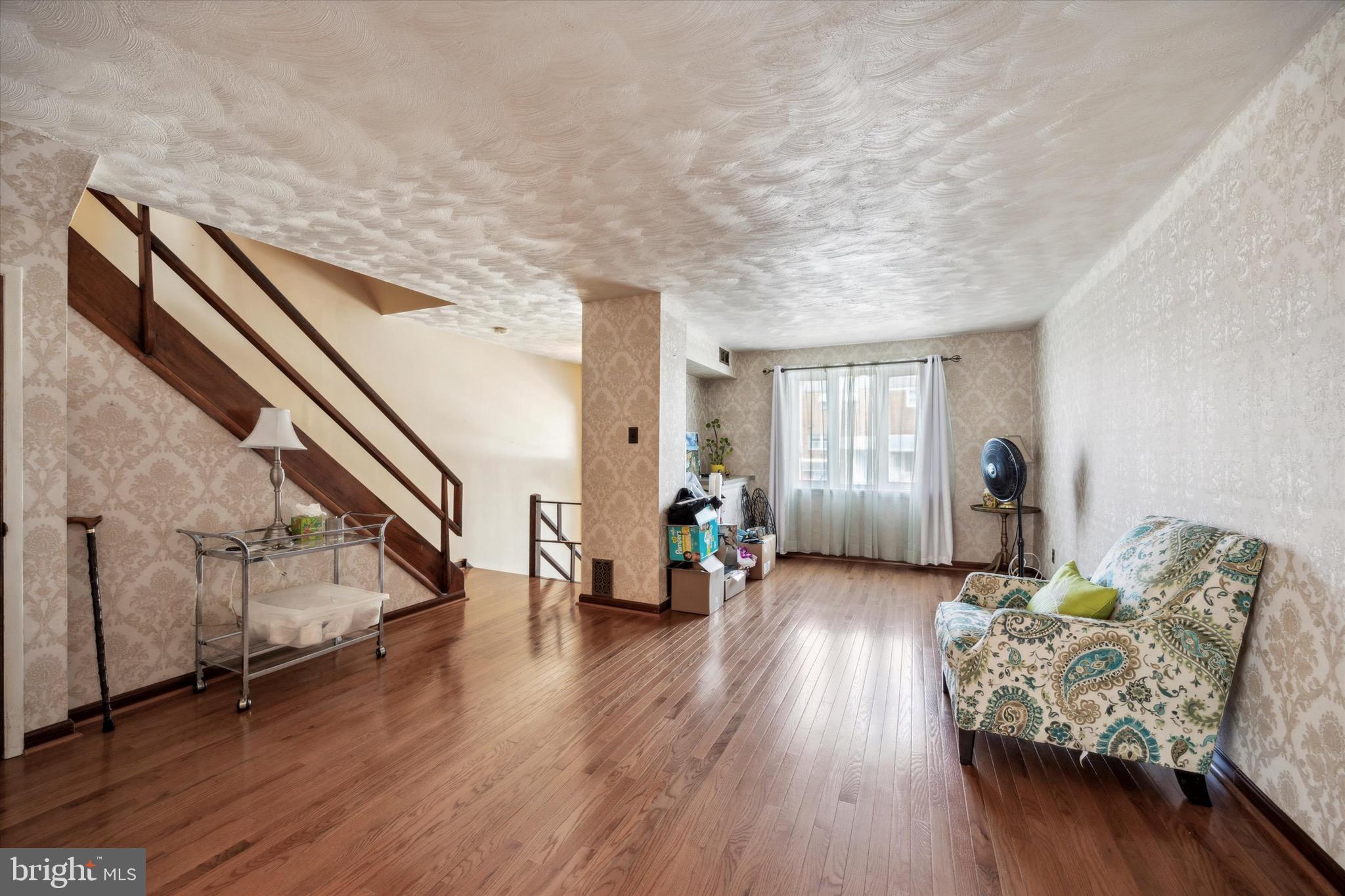 12205 Aster Road Philadelphia, PA 19154 - Photo 3 of 16