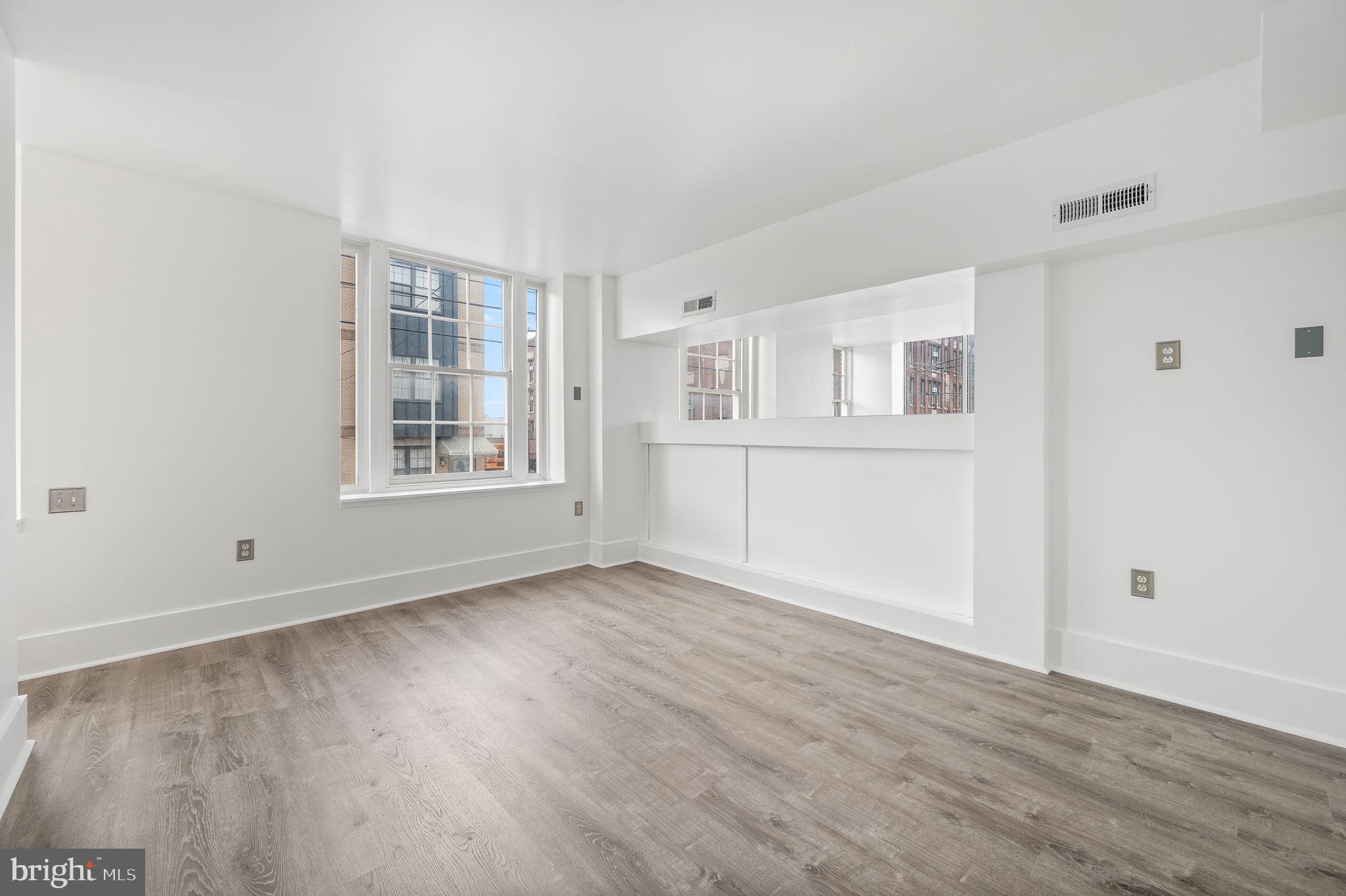 1201 South 5th Street, Unit B Philadelphia, PA 19147 - Photo 6 of 17 Primary Bedroom on Upper Floor