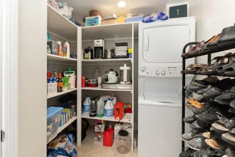 $1,249,000 | 3890 Nobel Drive, Unit 1604/05, San Diego, CA 92122