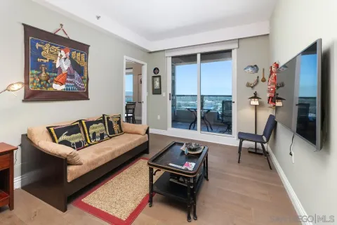 $1,249,000 | 3890 Nobel Drive, Unit 1604/05, San Diego, CA 92122