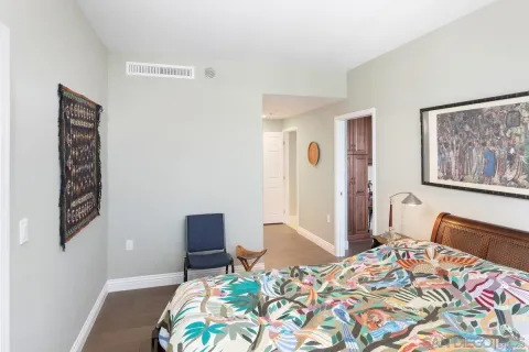 $1,249,000 | 3890 Nobel Drive, Unit 1604/05, San Diego, CA 92122