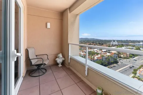 $1,249,000 | 3890 Nobel Drive, Unit 1604/05, San Diego, CA 92122
