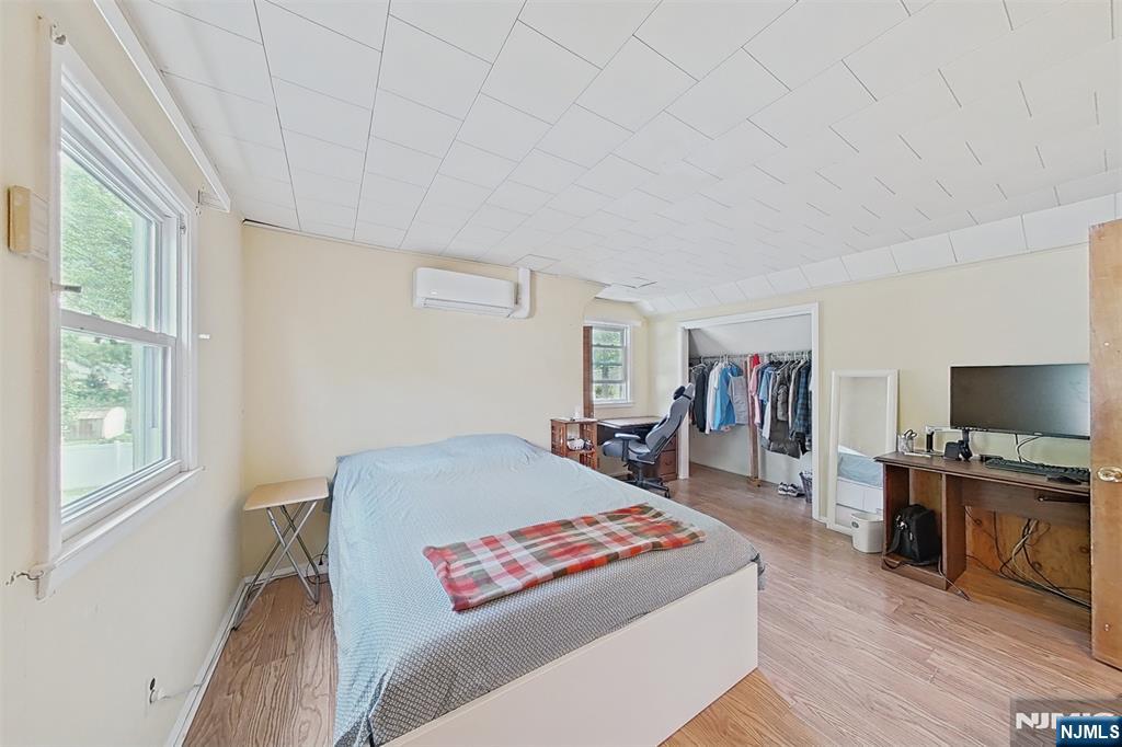 747 Brookside Road Rahway, NJ 07065 - Photo 31 of 40