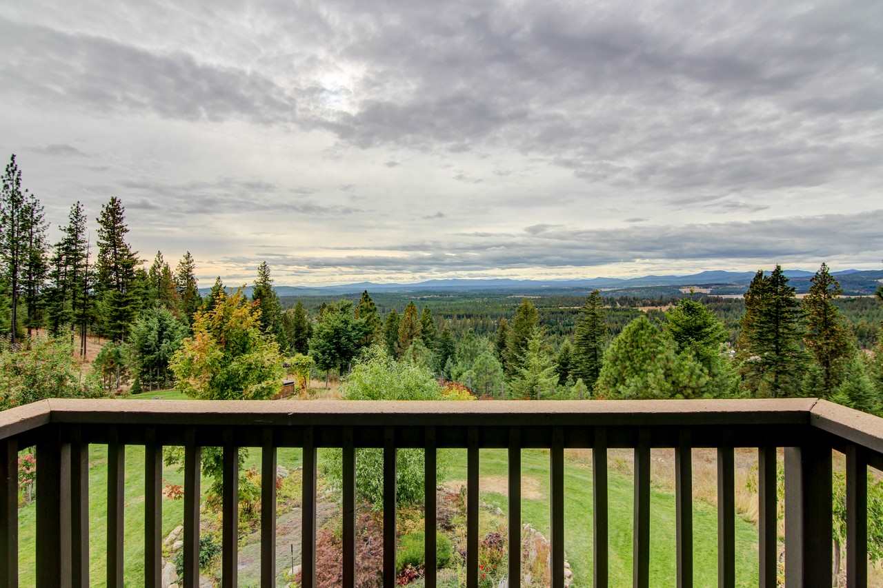 16706 East Oregon Road Elk, WA 99009 - Photo 9 of 20