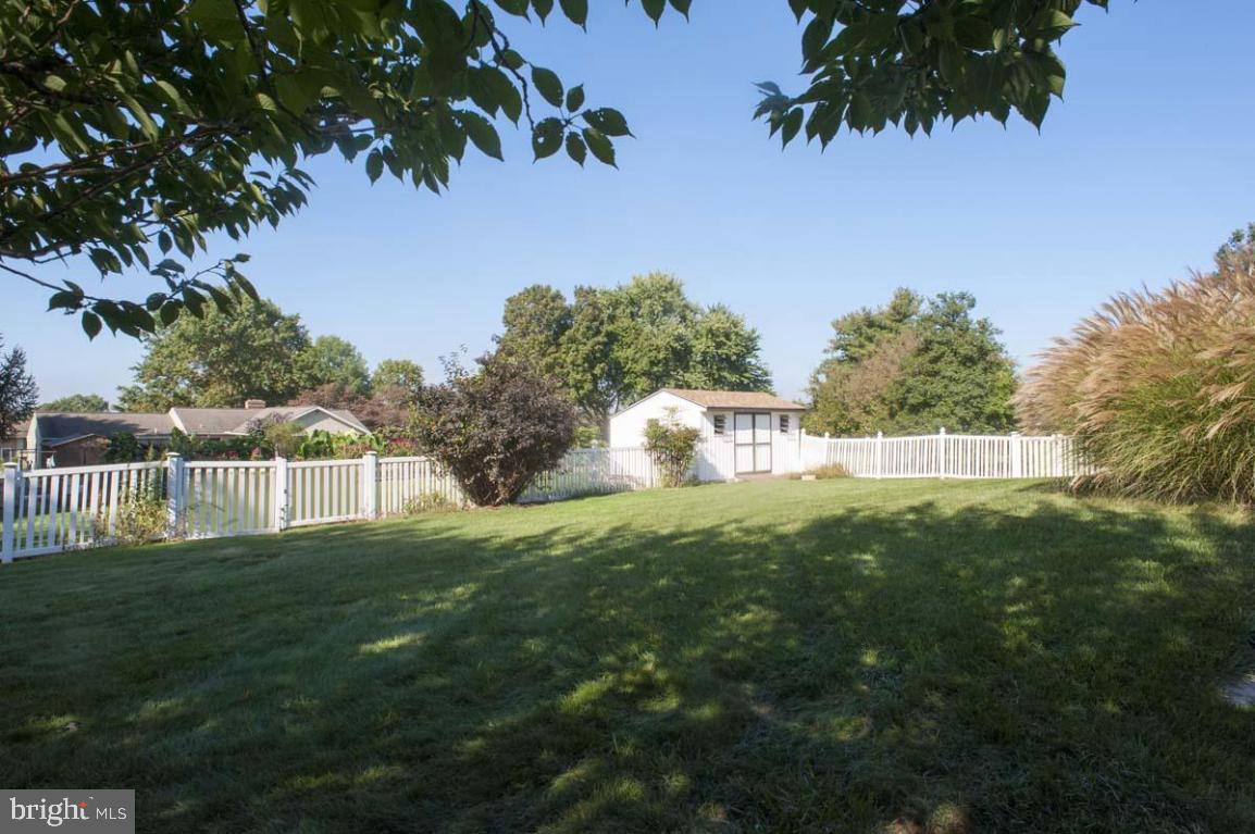 214 West Newport Road Lititz, PA 17543 - Photo 19 of 27