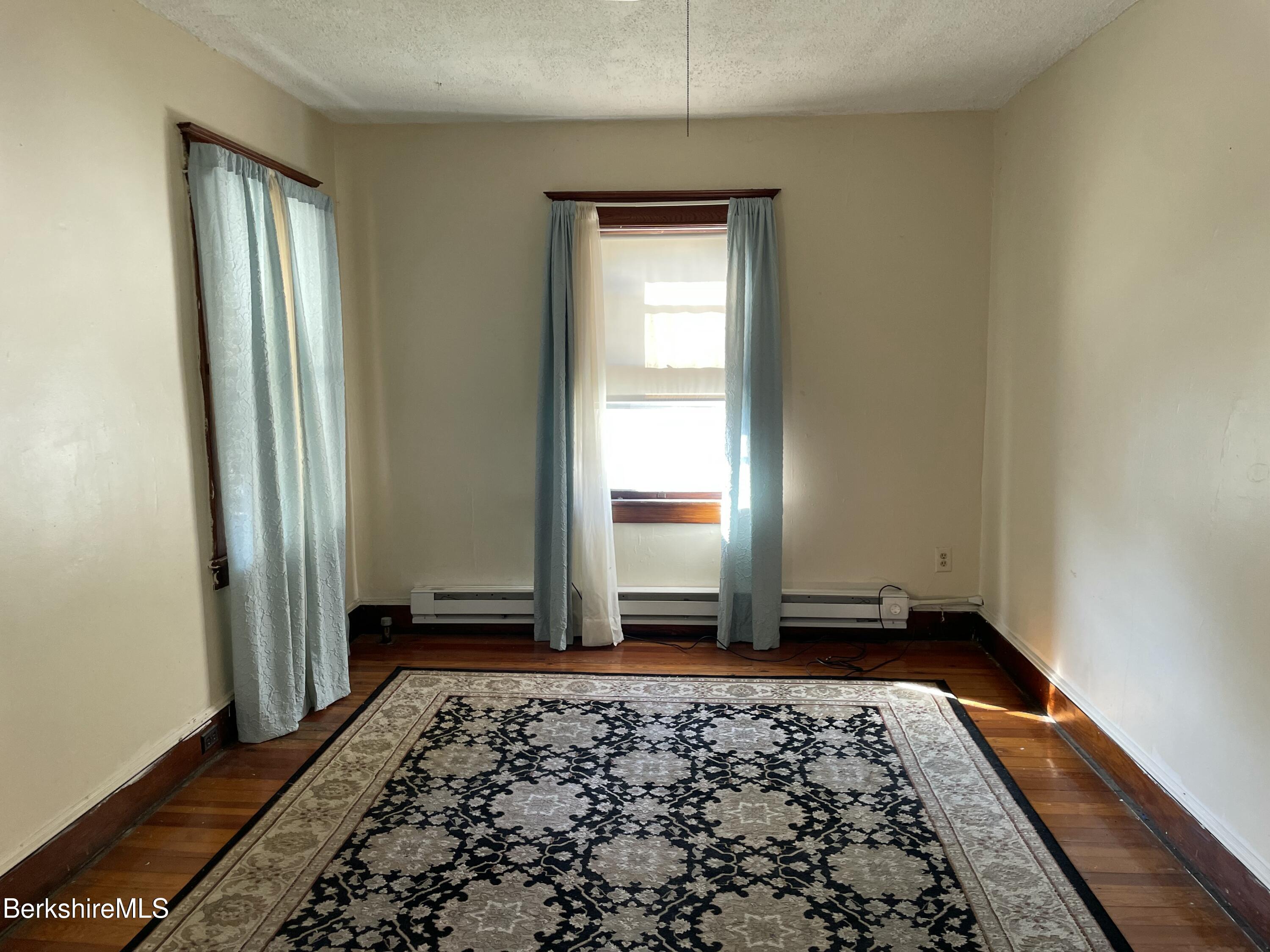 156 Elizabeth Street Pittsfield, MA 01201 - Photo 23 of 36 20251006_140544989_iOS