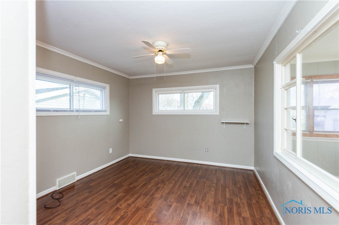 1127 Cresceus Road Oregon, OH 43616 - Photo 10 of 19 Gallery Image 10