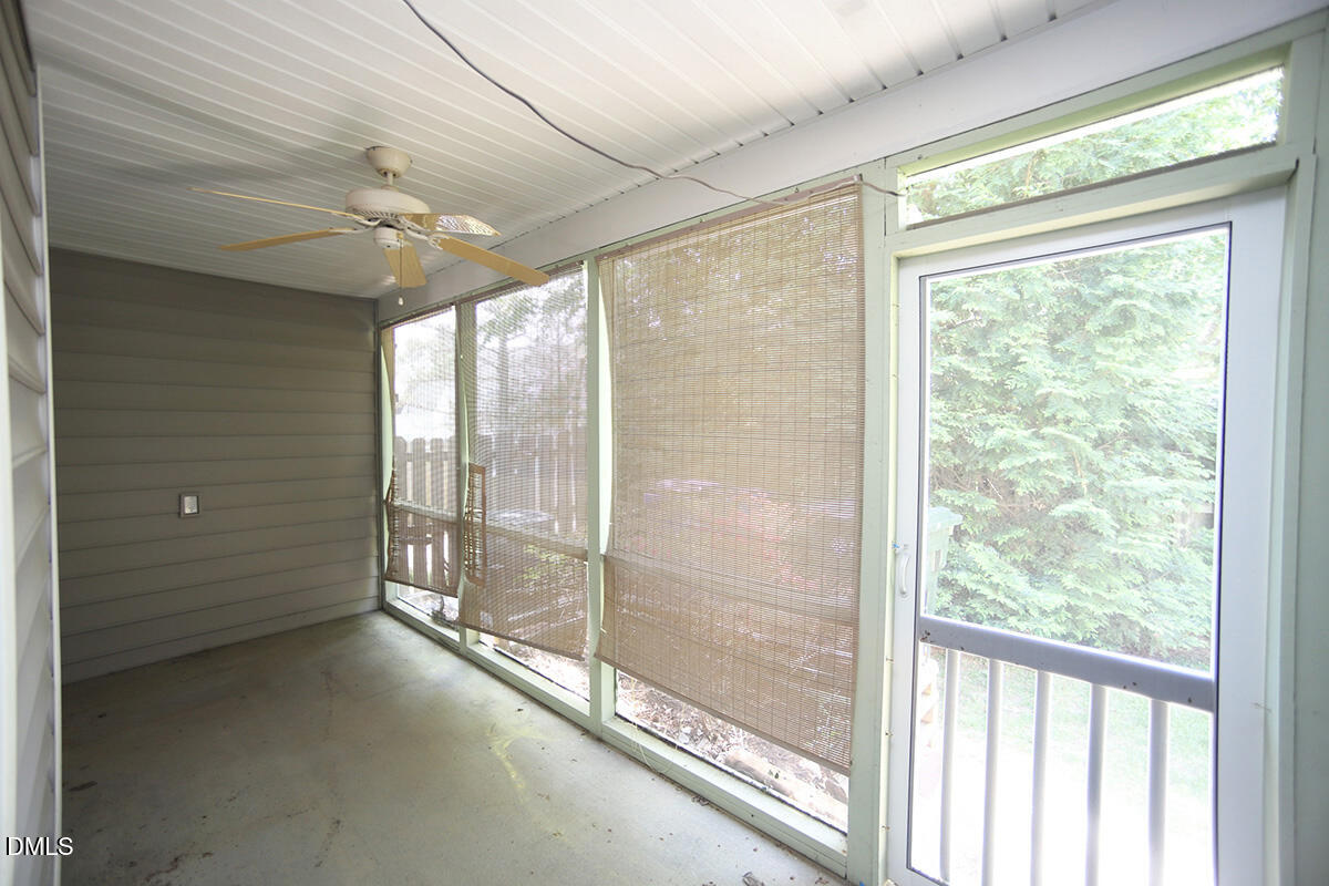 9025 Grassington Way Raleigh, NC 27615 - Photo 11 of 14 Screen Patio 9025 GrassingtonQ