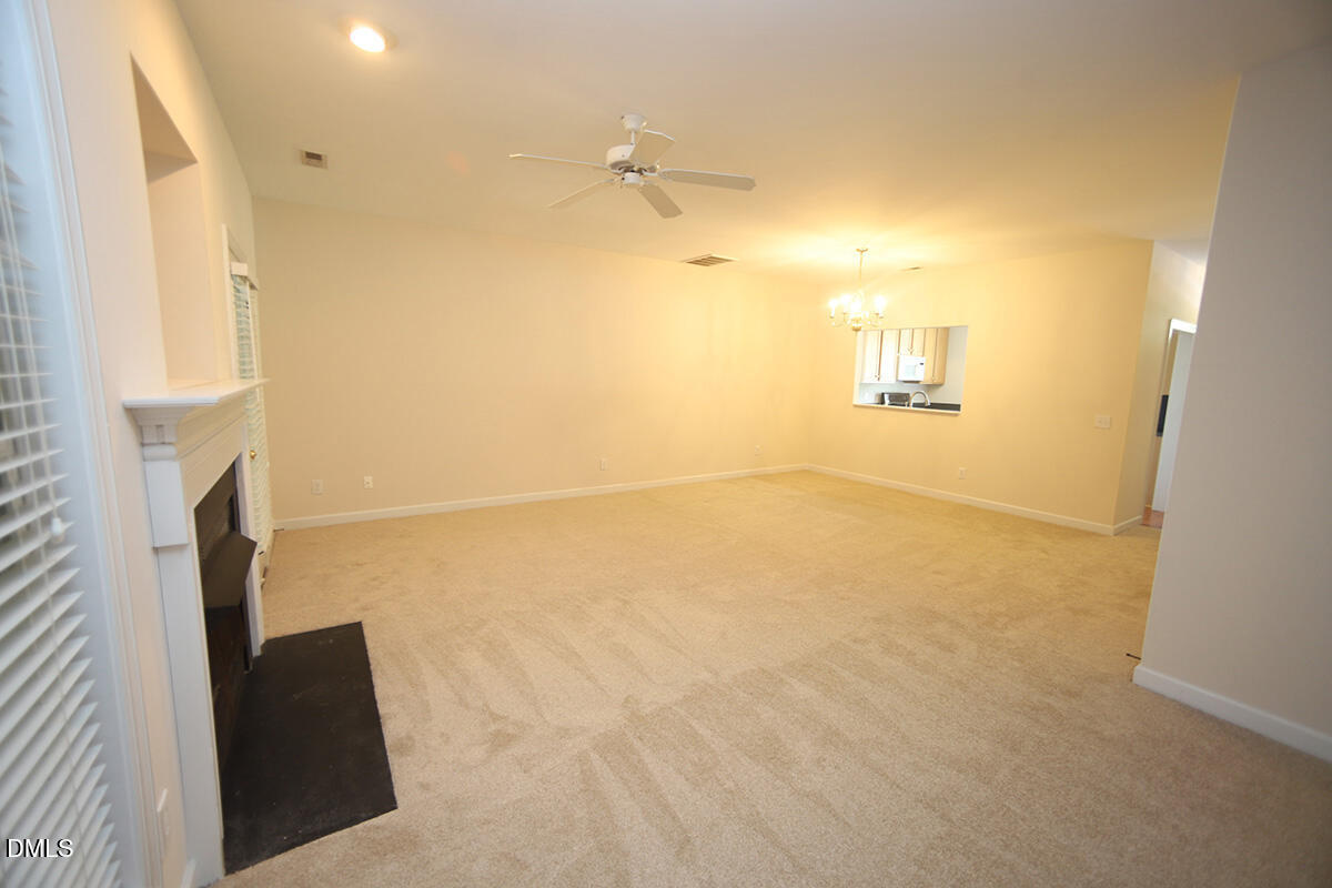 9025 Grassington Way Raleigh, NC 27615 - Photo 7 of 14 LR-DR 9025 GrassingtonJ