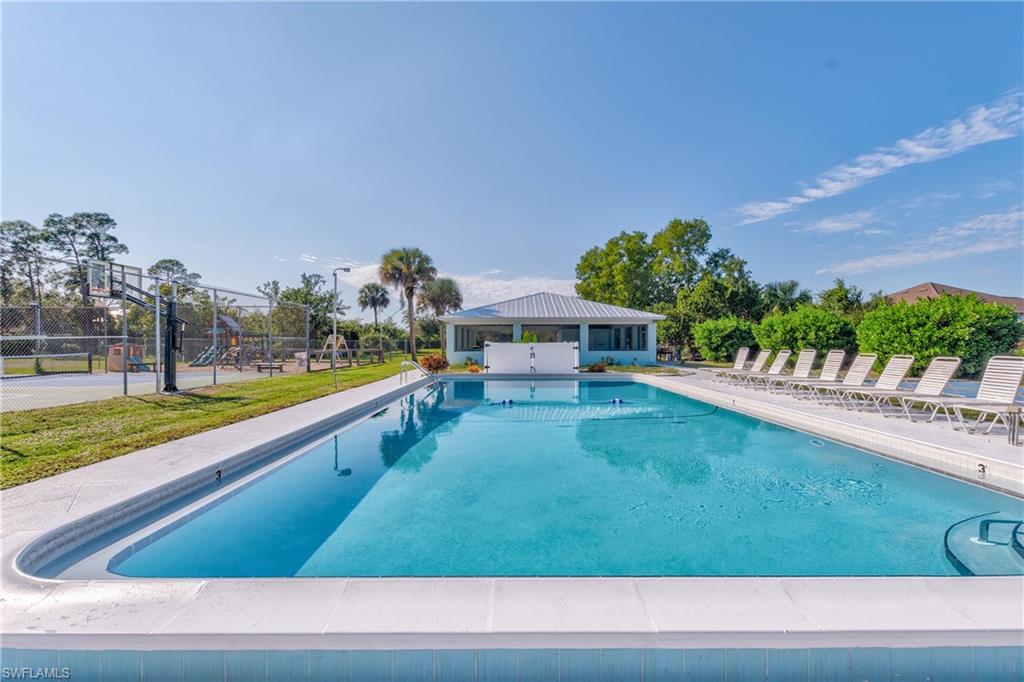 2217 Clipper Way Naples, FL 34104 - Photo 31 of 35 Gallery Image 31
