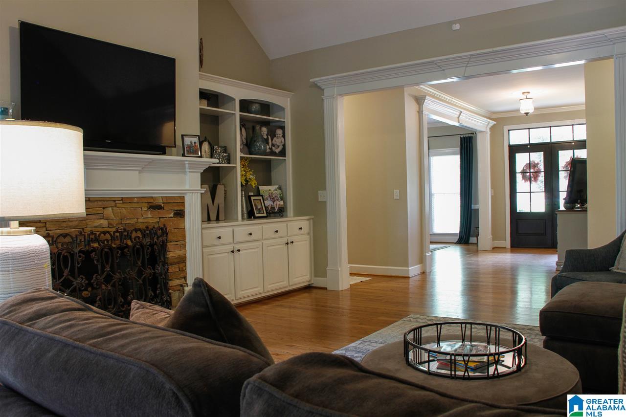 44 Thornwood Road Oxford, AL 36203 - Photo 12 of 50