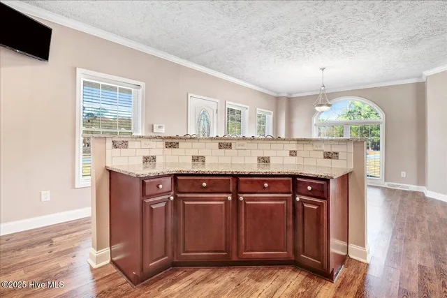 $379,000 | 206 West New Hope Road, Goldsboro, NC 27534