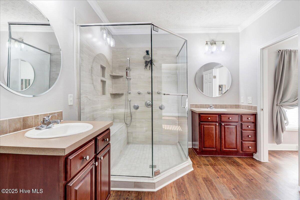 206 West New Hope Road Goldsboro, NC 27534 - Photo 39 of 54 Master Bathroom