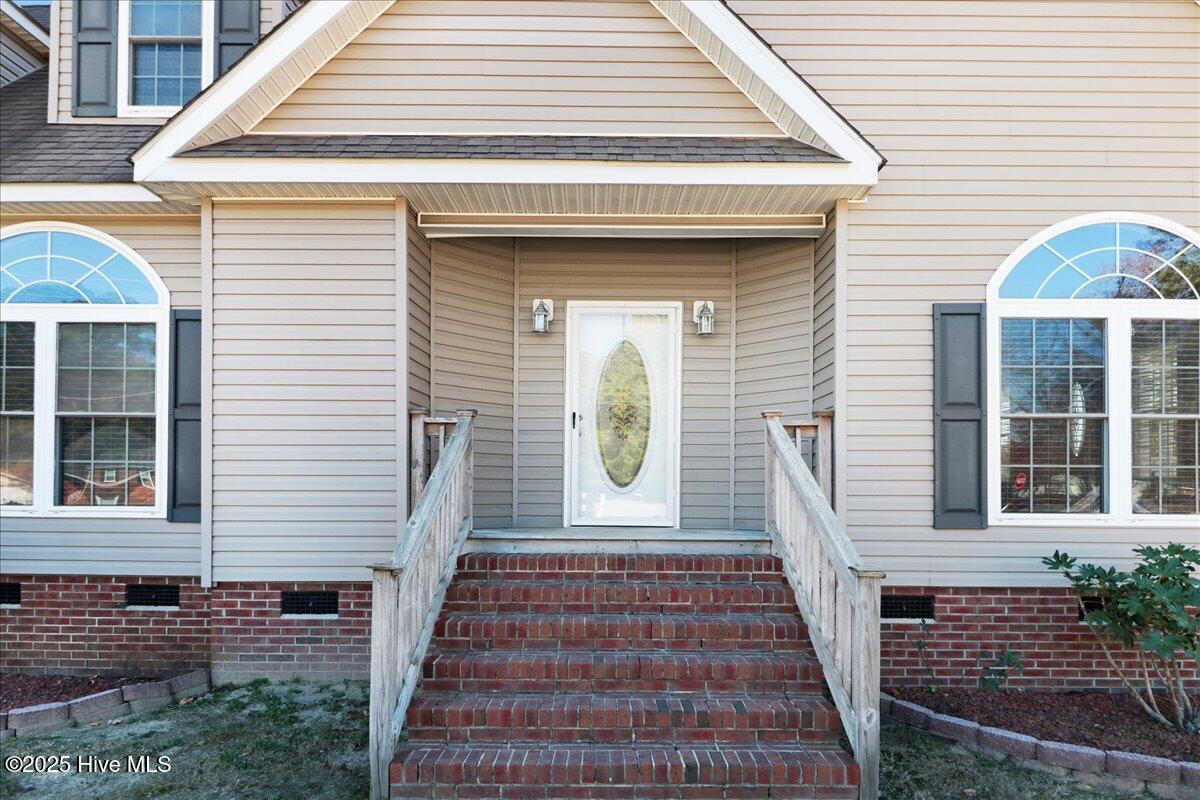 206 West New Hope Road Goldsboro, NC 27534 - Photo 5 of 54 Covered Front Porch